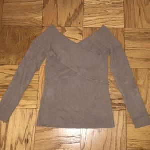 525 America Rib double V Criss Cross Sweater!